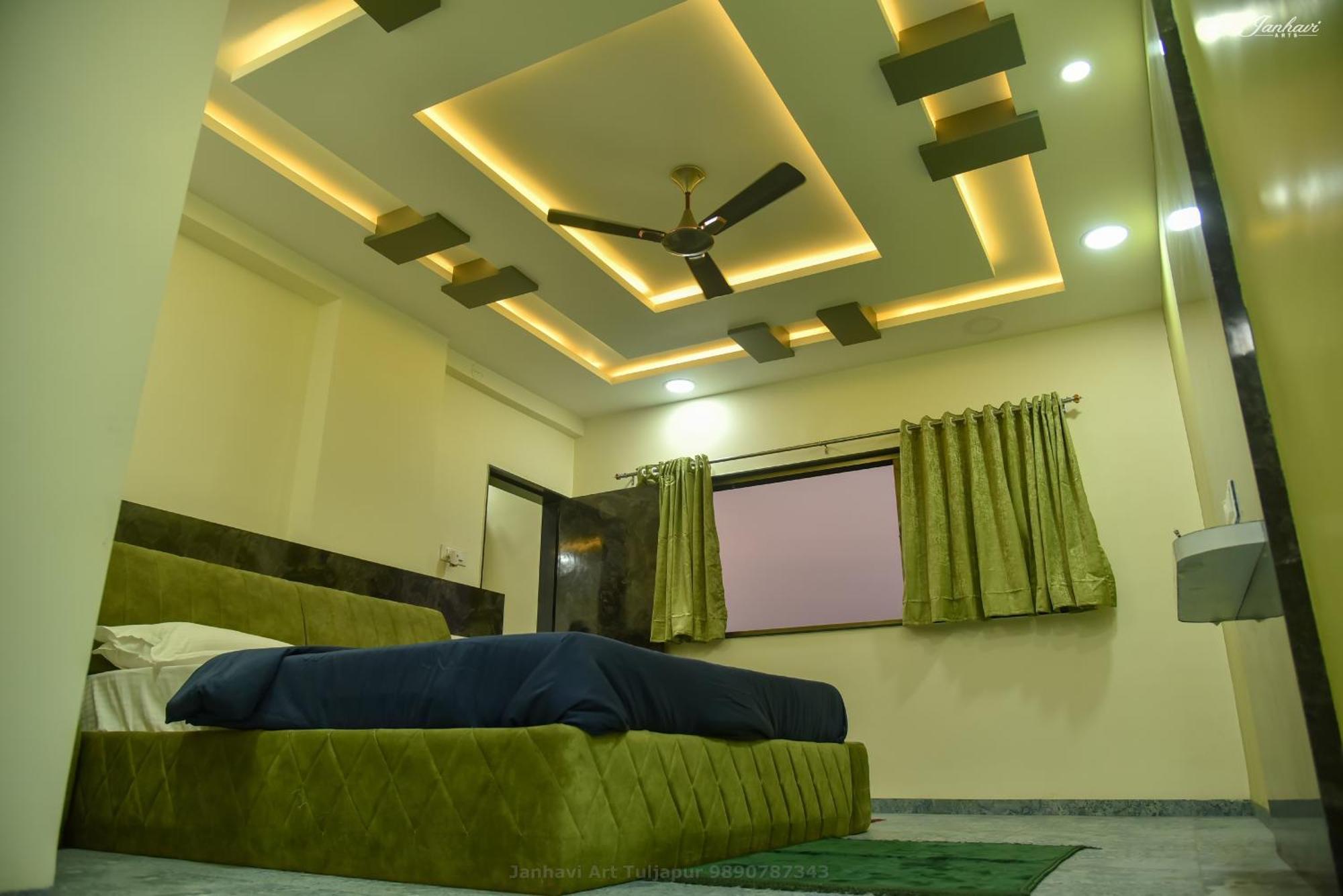 Pawan Executive Tuljapur Luaran gambar