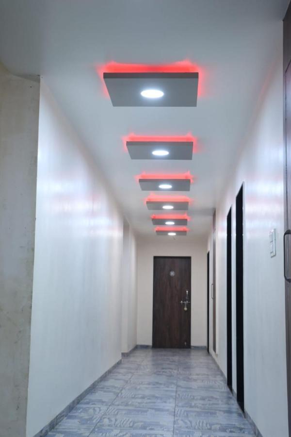 Pawan Executive Tuljapur Luaran gambar