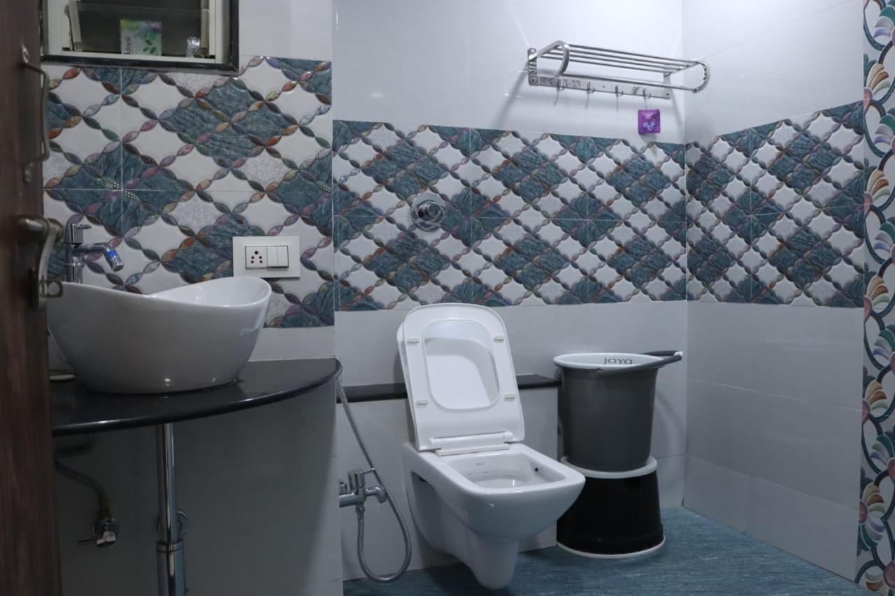 Pawan Executive Tuljapur Luaran gambar