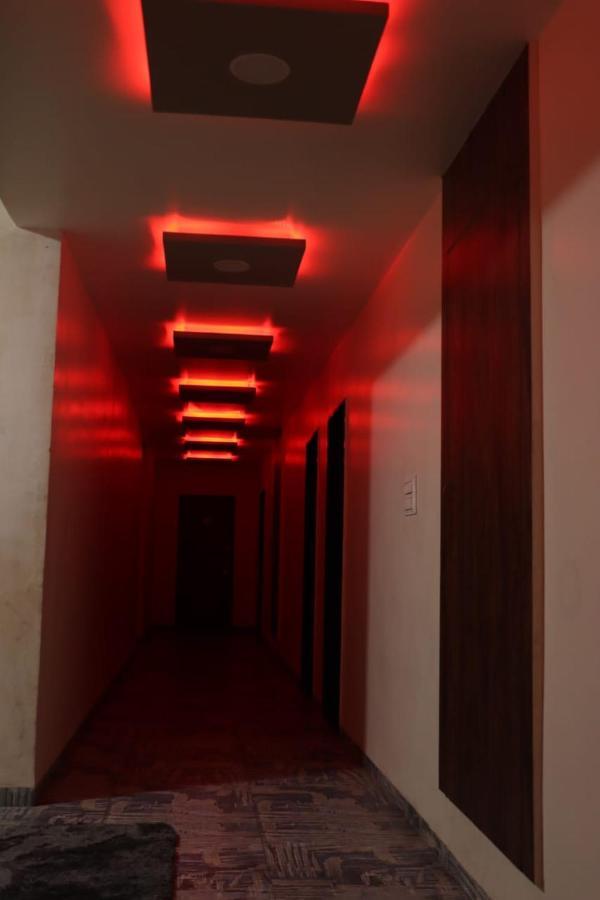 Pawan Executive Tuljapur Luaran gambar