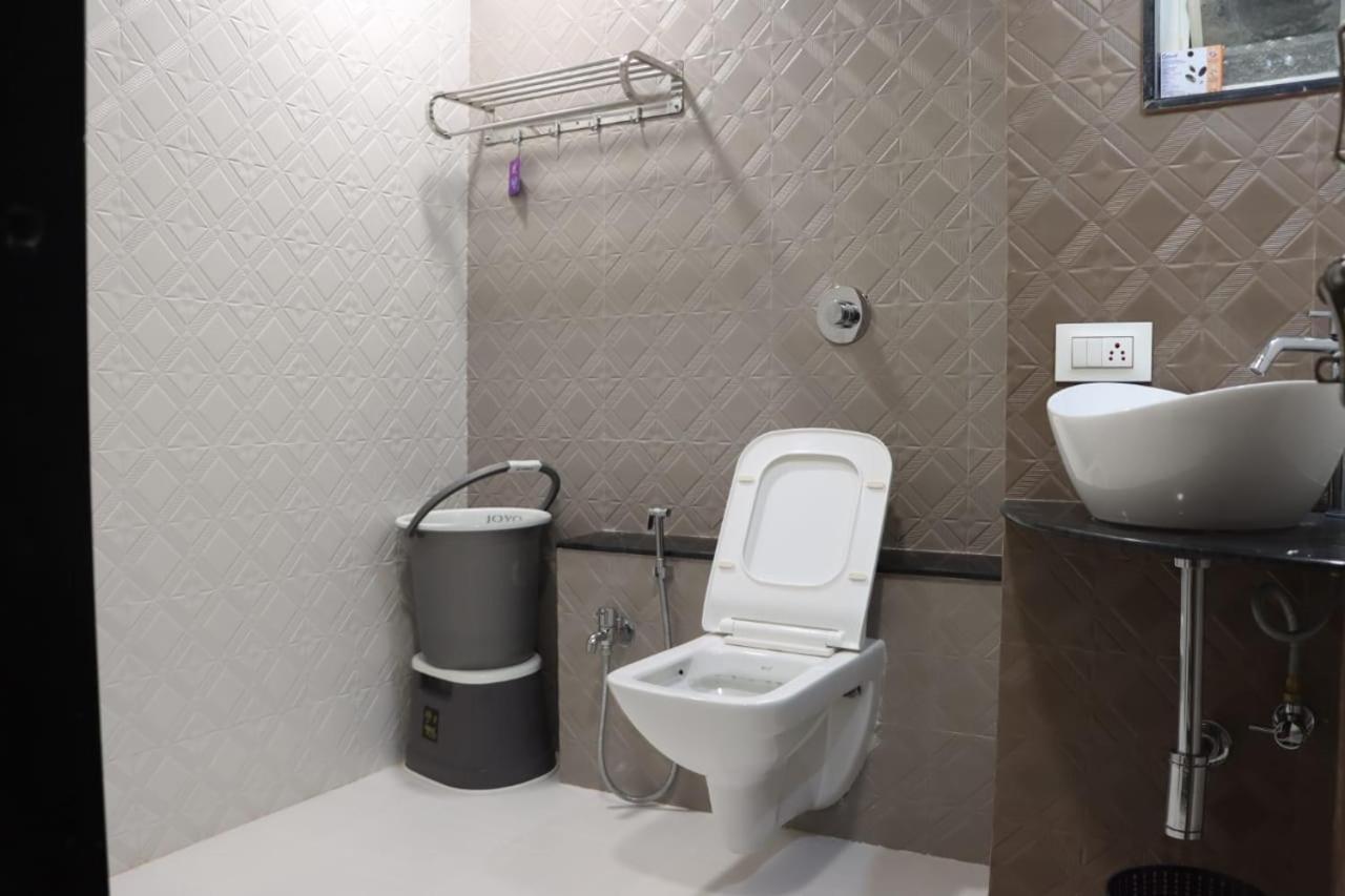 Pawan Executive Tuljapur Luaran gambar