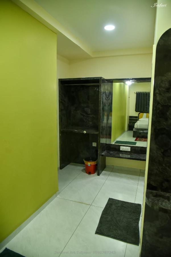 Pawan Executive Tuljapur Luaran gambar
