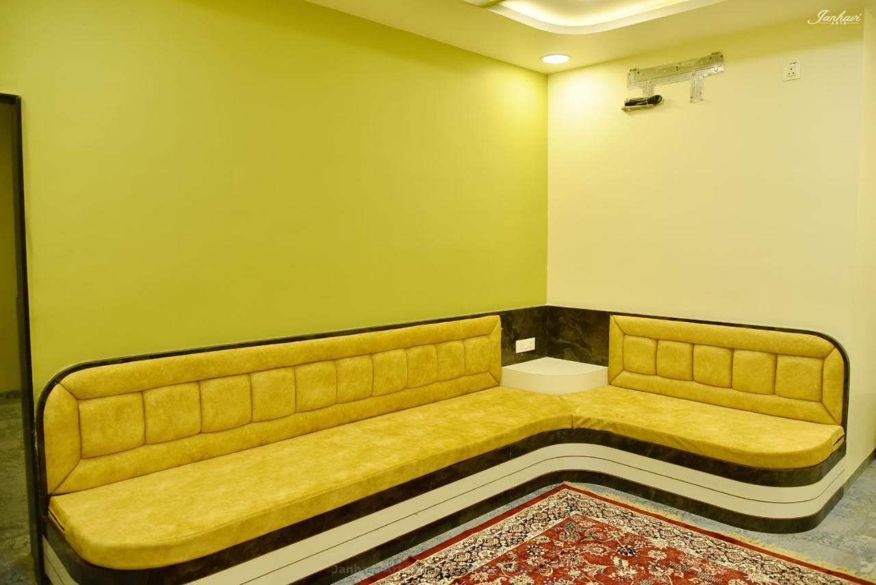 Pawan Executive Tuljapur Luaran gambar
