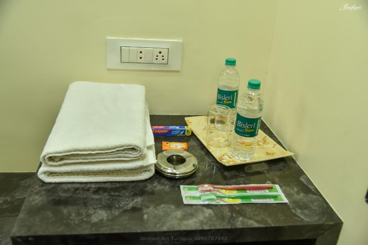 Pawan Executive Tuljapur Luaran gambar