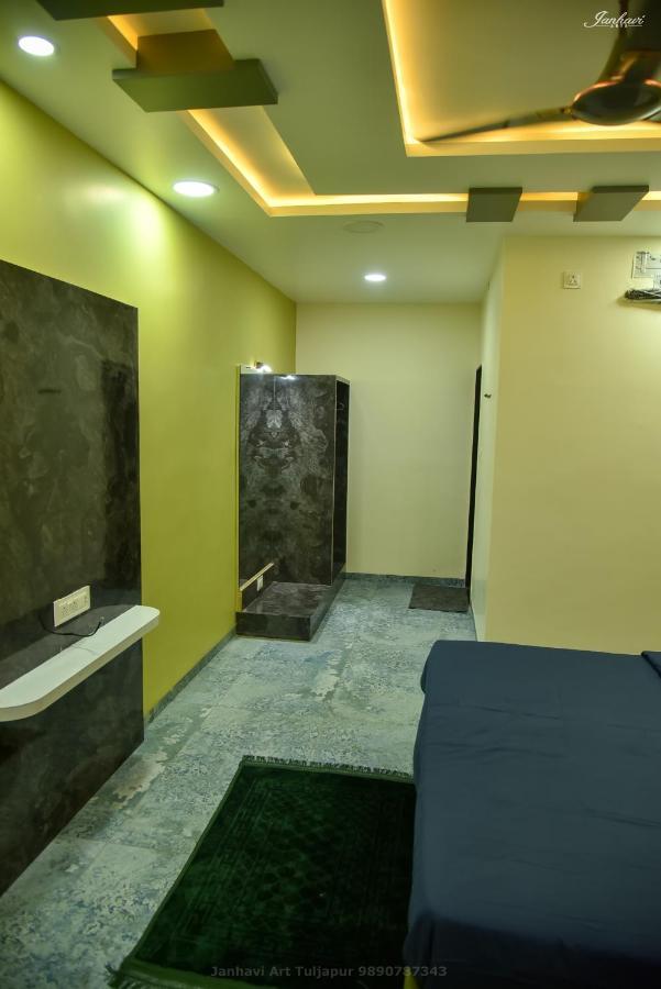 Pawan Executive Tuljapur Luaran gambar
